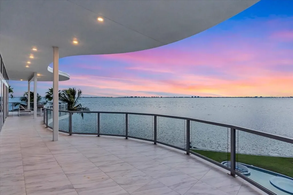 4035 Bay Shore Road Sarasota FL 34234