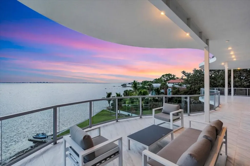 4035 Bay Shore Road Sarasota FL 34234