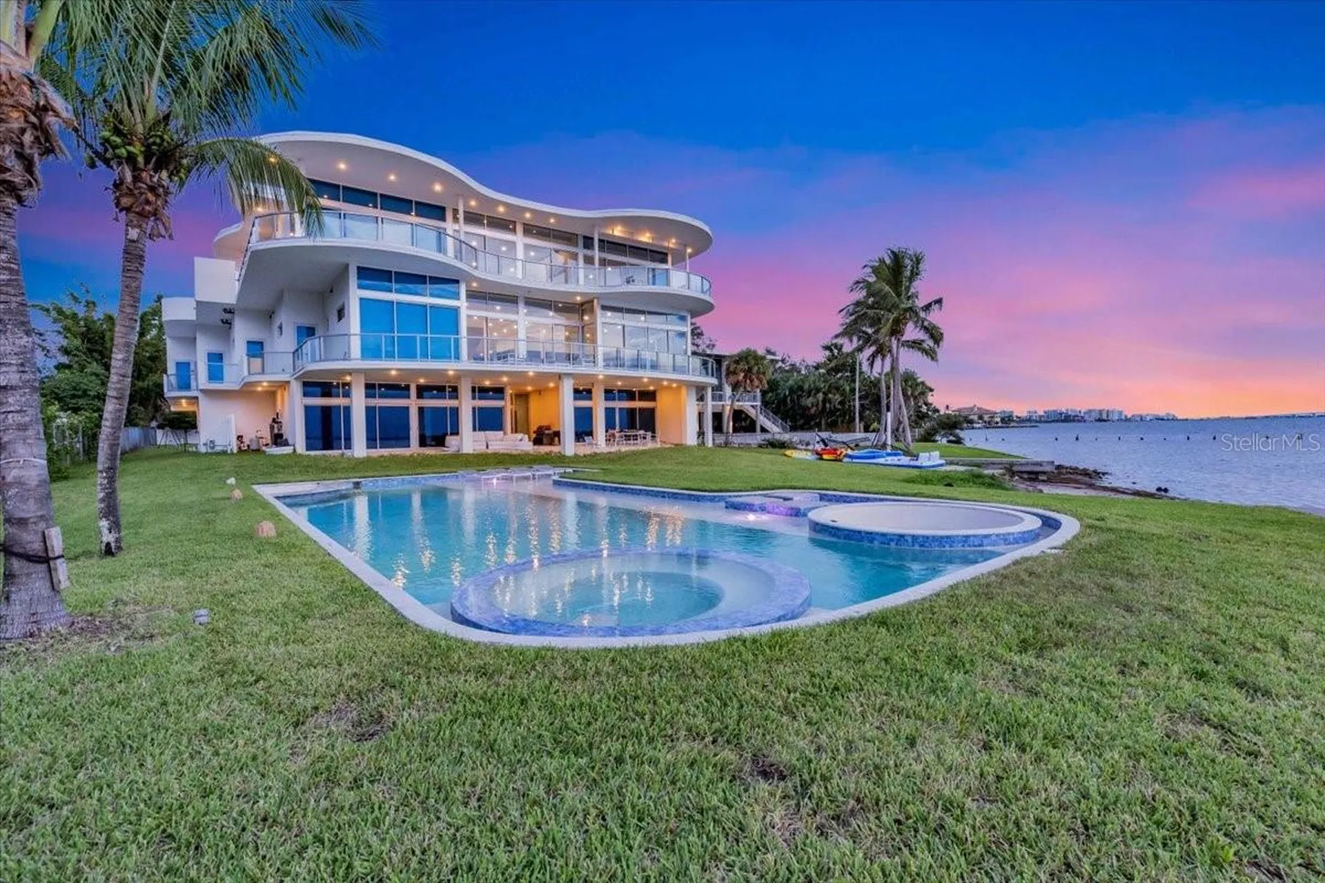 4035 Bay Shore Road Sarasota FL 34234