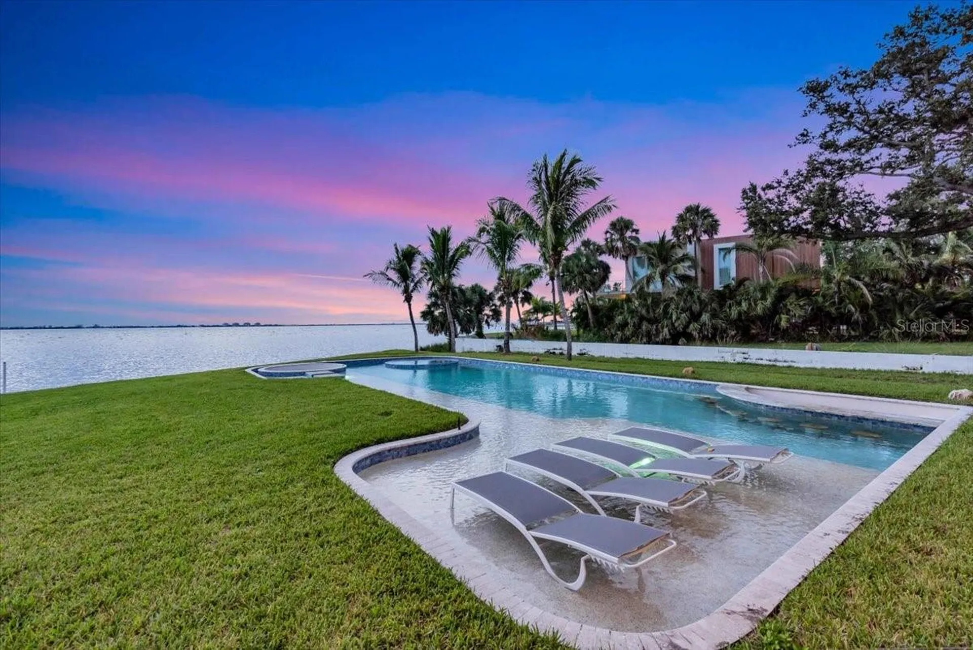 4035 Bay Shore Road Sarasota FL 34234