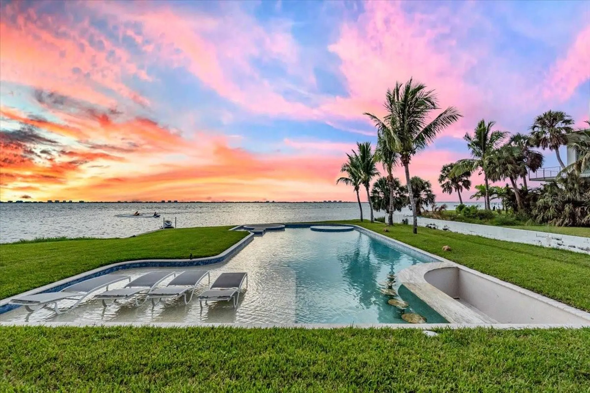 4035 Bay Shore Road Sarasota FL 34234