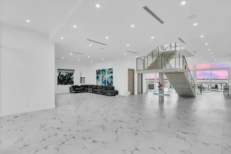4035 Bay Shore Road Sarasota FL 34234