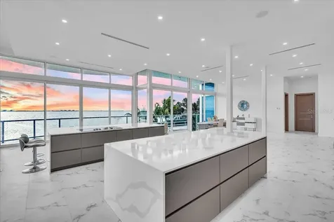 4035 Bay Shore Road Sarasota FL 34234