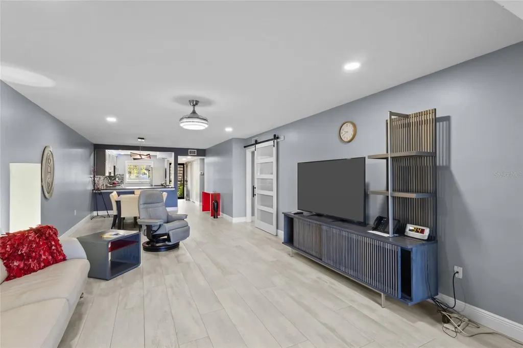 1627 Boathouse Circle Sarasota FL 34231