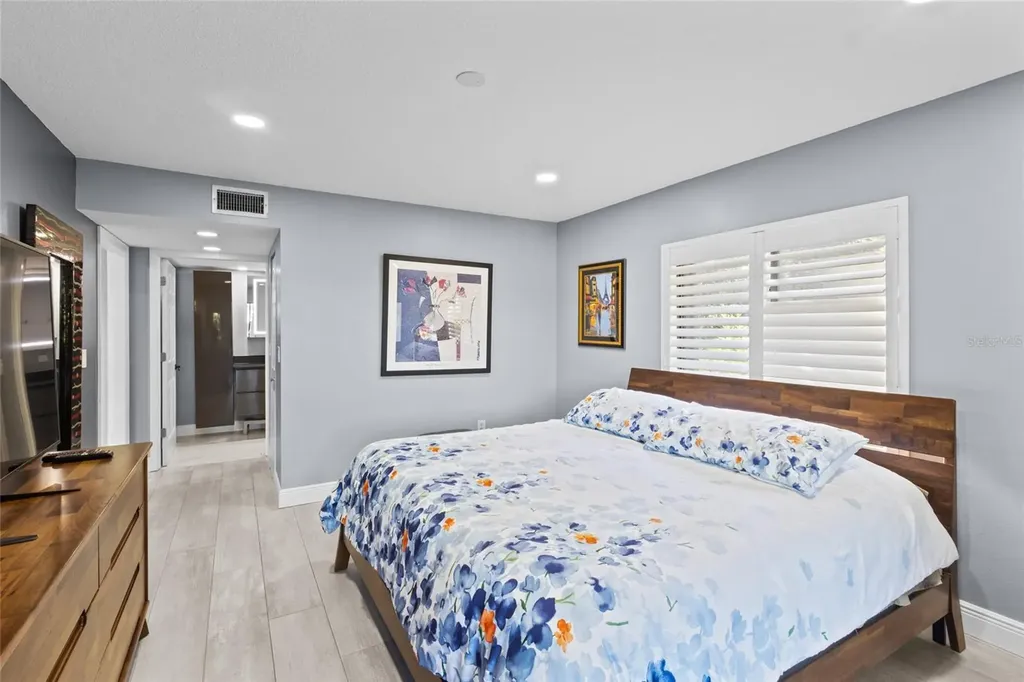 1627 Boathouse Circle Sarasota FL 34231