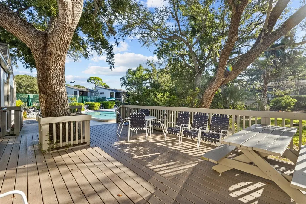 1627 Boathouse Circle Sarasota FL 34231