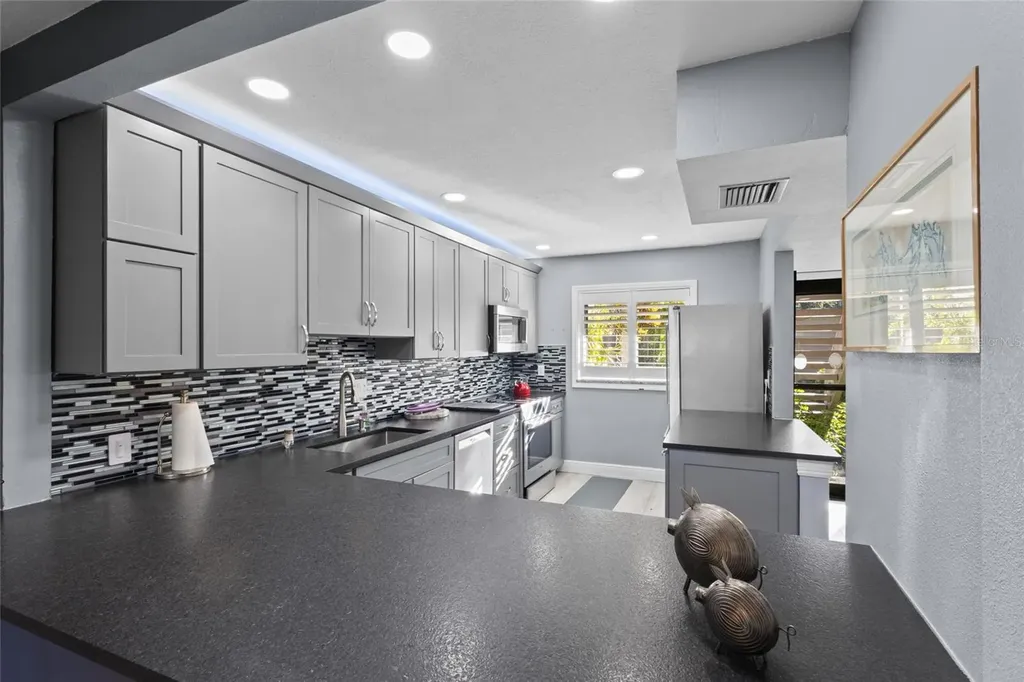 1627 Boathouse Circle Sarasota FL 34231