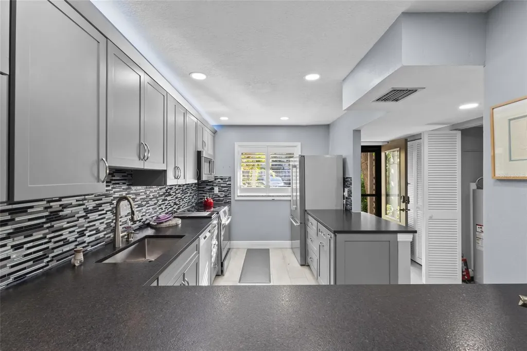 1627 Boathouse Circle Sarasota FL 34231