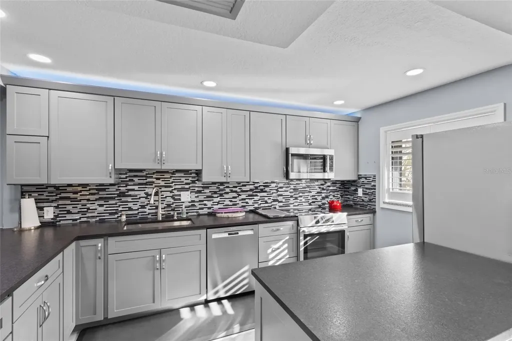 1627 Boathouse Circle Sarasota FL 34231