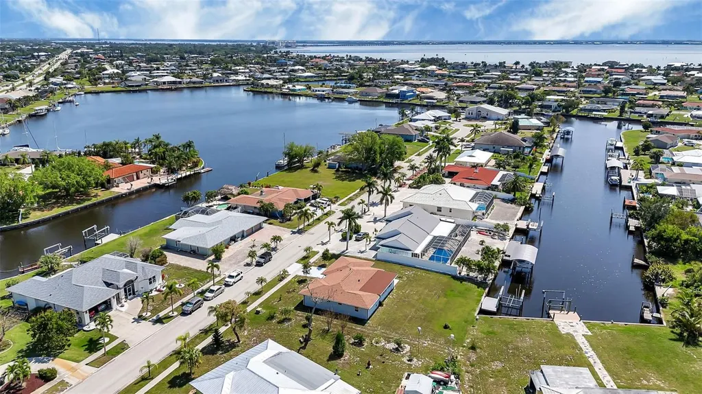 155 Morgan Lane SE Port Charlotte FL 33952