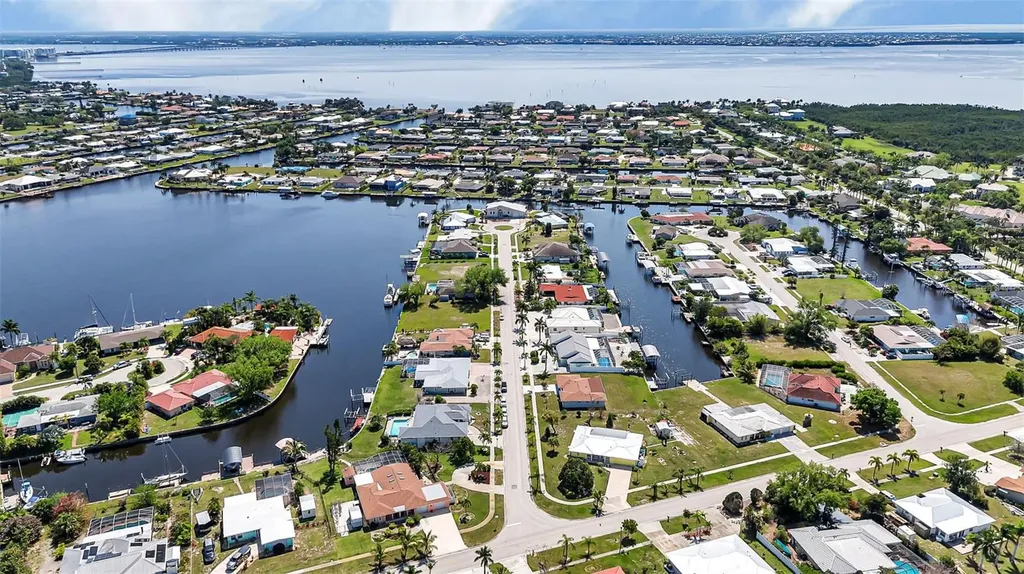 155 Morgan Lane SE Port Charlotte FL 33952