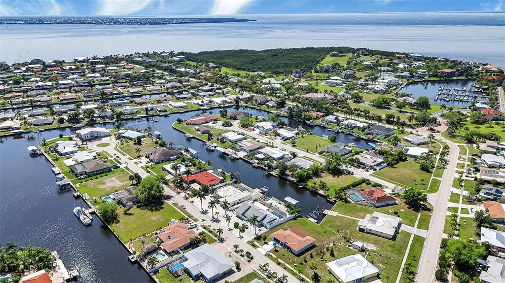 155 Morgan Lane SE Port Charlotte FL 33952