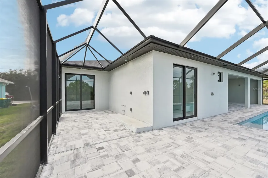 9516 President Circle Port Charlotte FL 33981