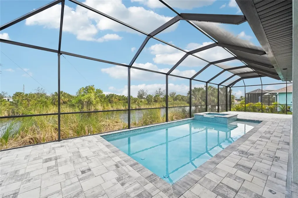 9516 President Circle Port Charlotte FL 33981