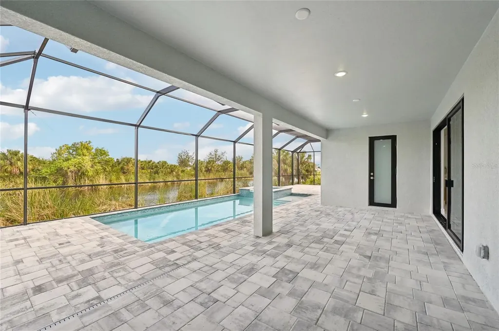 9516 President Circle Port Charlotte FL 33981