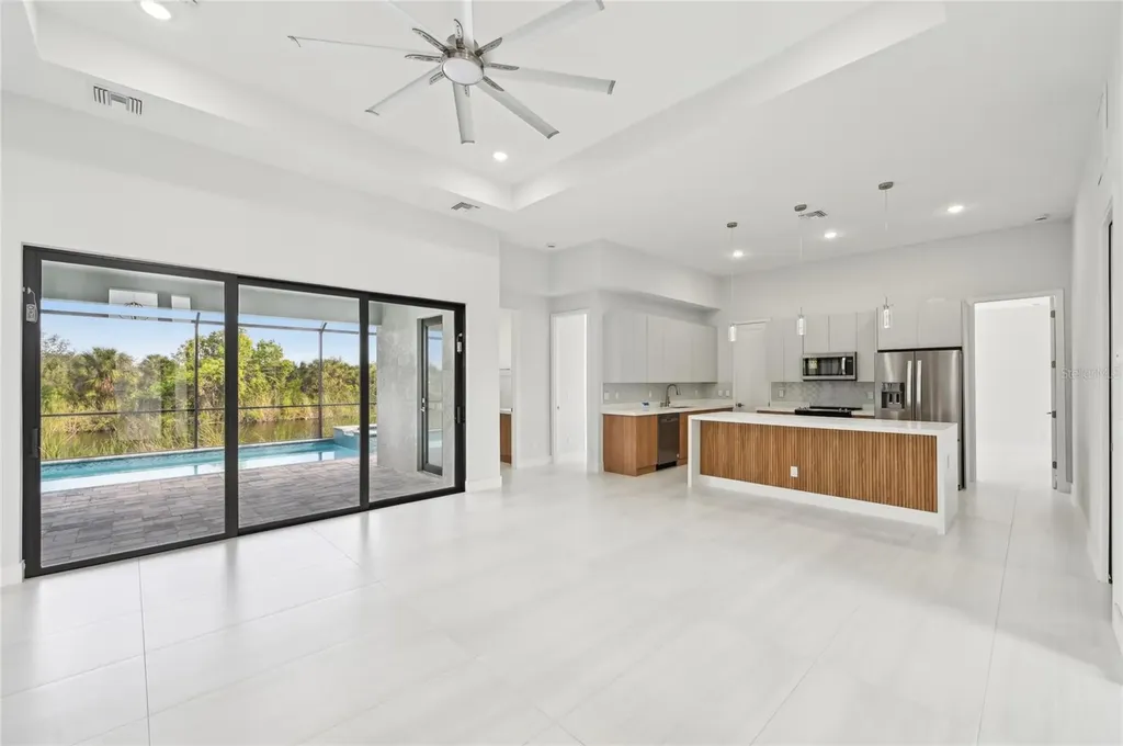 9516 President Circle Port Charlotte FL 33981