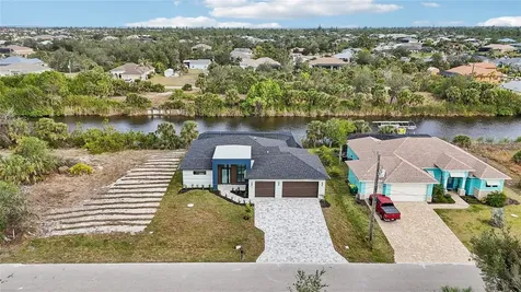 9516 President Circle Port Charlotte FL 33981