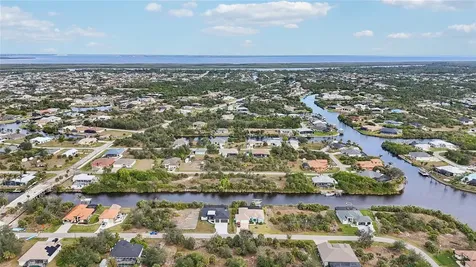 9516 President Circle Port Charlotte FL 33981