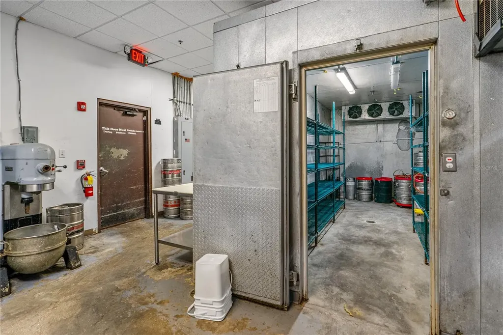4170 Us Highway 1 Edgewater FL 32141