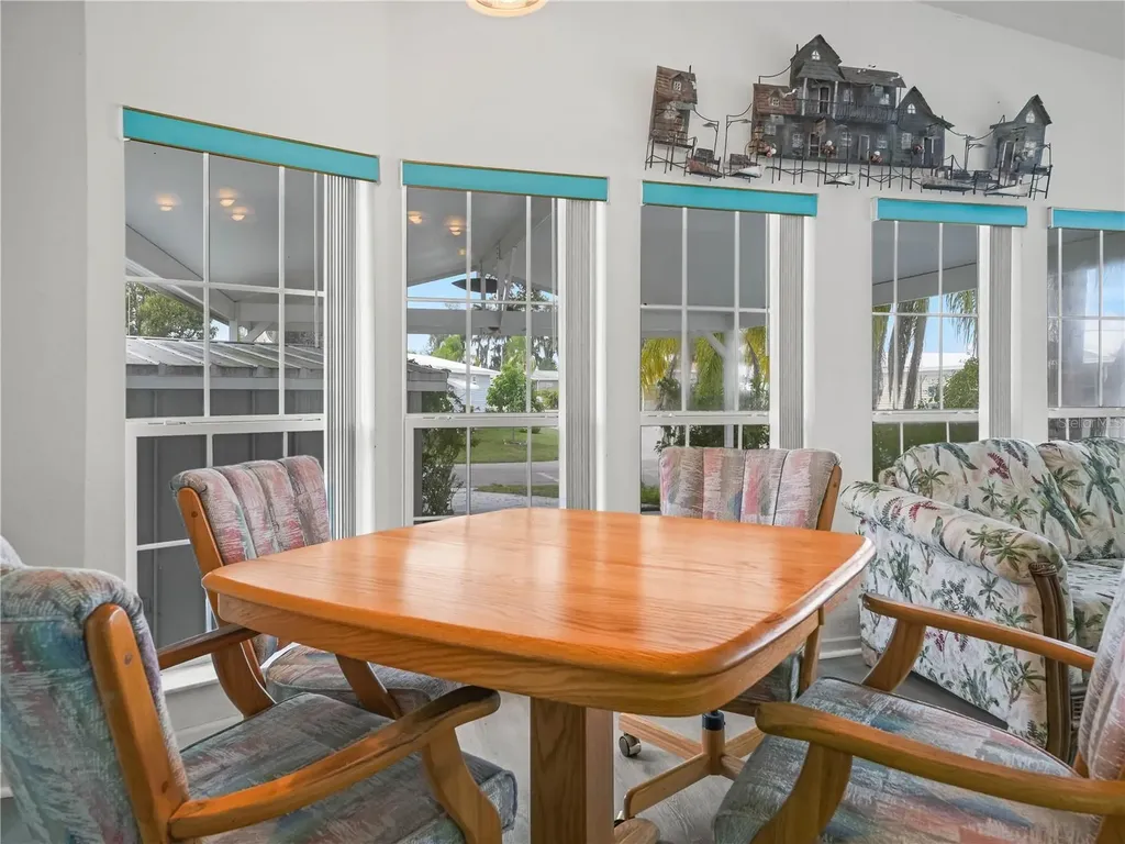 37 Silver Doctor Lane Lake Wales FL 33898