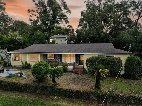 714 Kay Court Mount Dora FL 32757