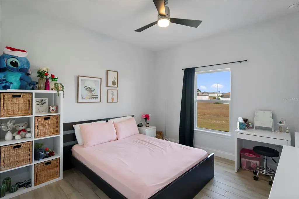 817 Desmoines Place Kissimmee FL 34759