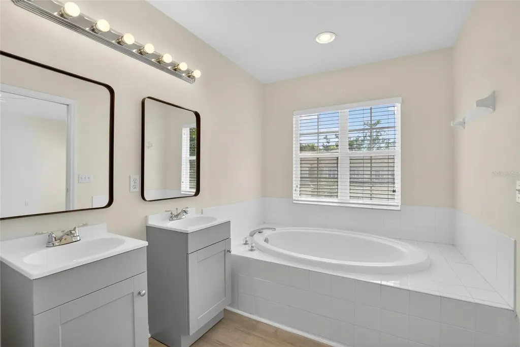 6418 Rosefinch Court Lakewood Ranch FL 34202