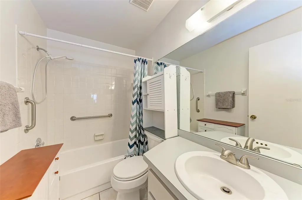 1705 Curry Avenue Nokomis FL 34275