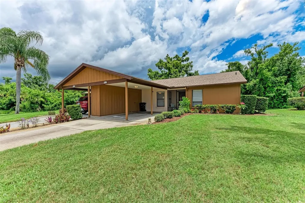 1705 Curry Avenue Nokomis FL 34275