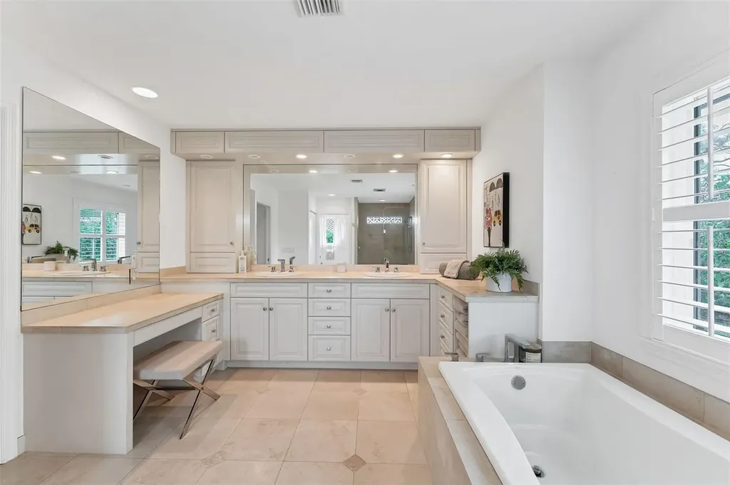 312 Yacht Harbor Drive Osprey FL 34229