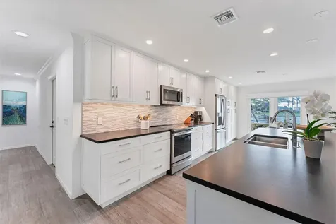 312 Yacht Harbor Drive Osprey FL 34229