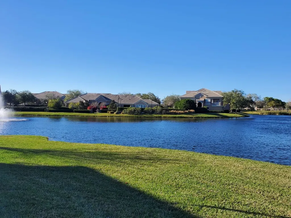 2013 Tizewell Circle Orlando FL 32837