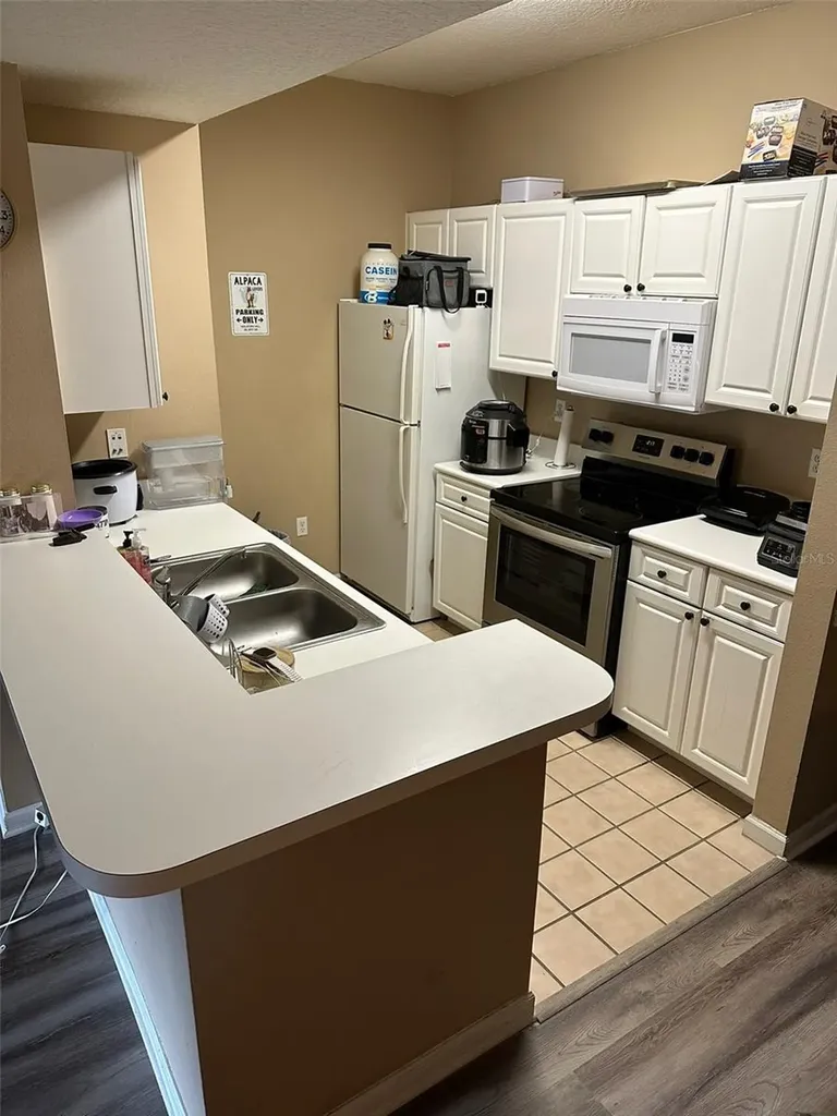 2013 Tizewell Circle Orlando FL 32837