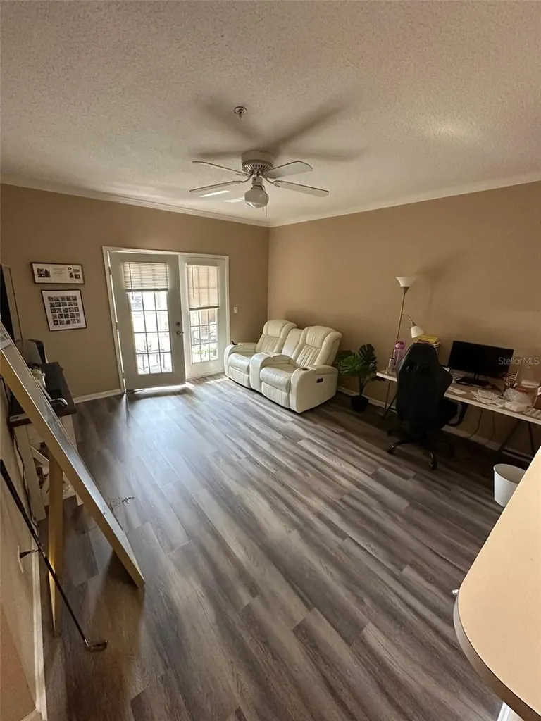 2013 Tizewell Circle Orlando FL 32837
