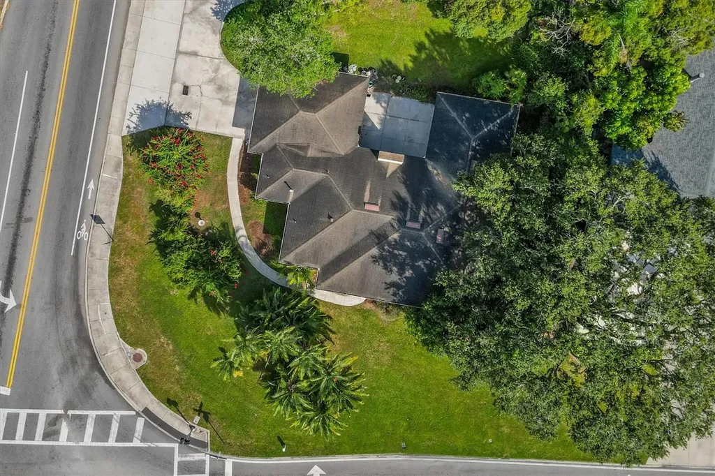 225 Lake Hollingsworth Drive Lakeland FL 33803