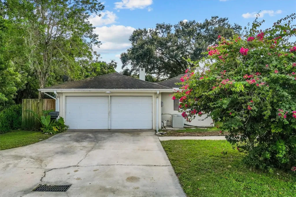 225 Lake Hollingsworth Drive Lakeland FL 33803