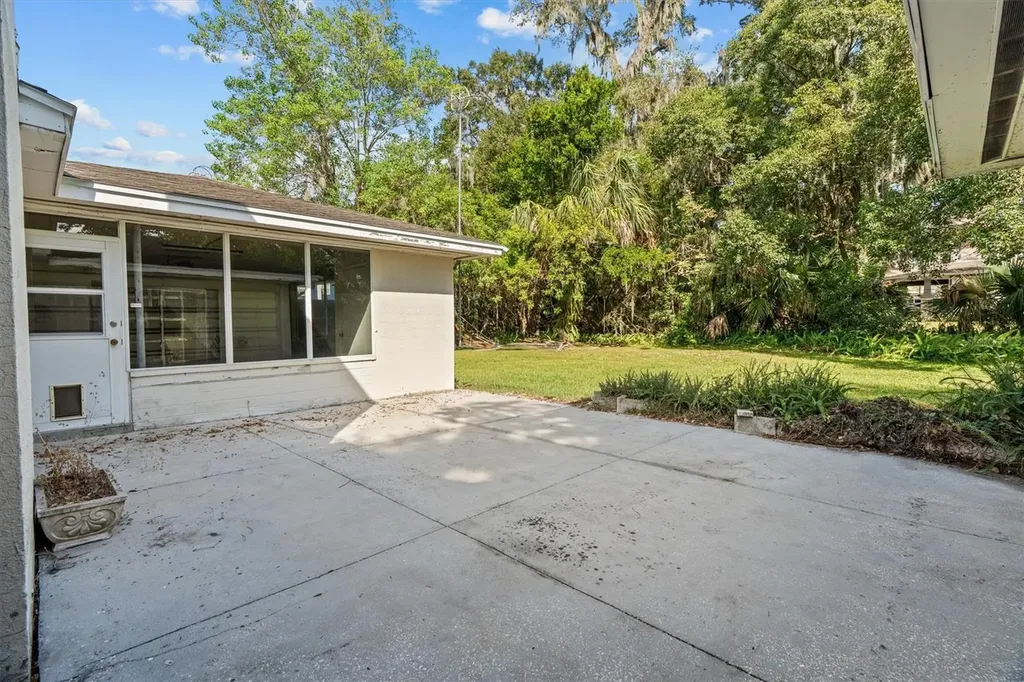 225 Lake Hollingsworth Drive Lakeland FL 33803