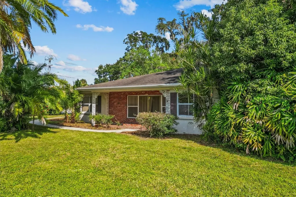 225 Lake Hollingsworth Drive Lakeland FL 33803