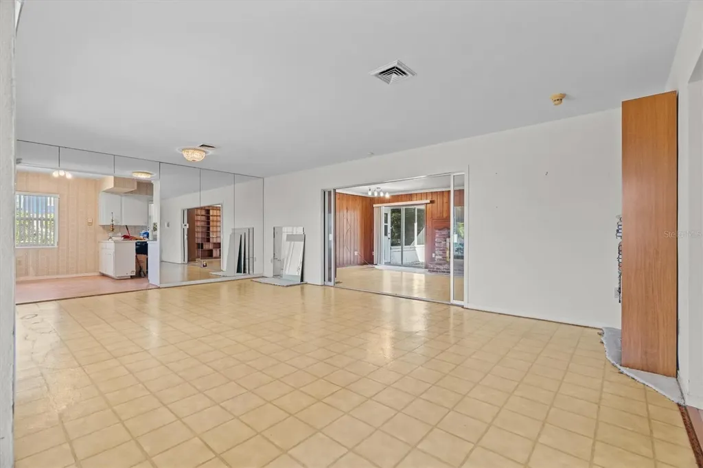 225 Lake Hollingsworth Drive Lakeland FL 33803