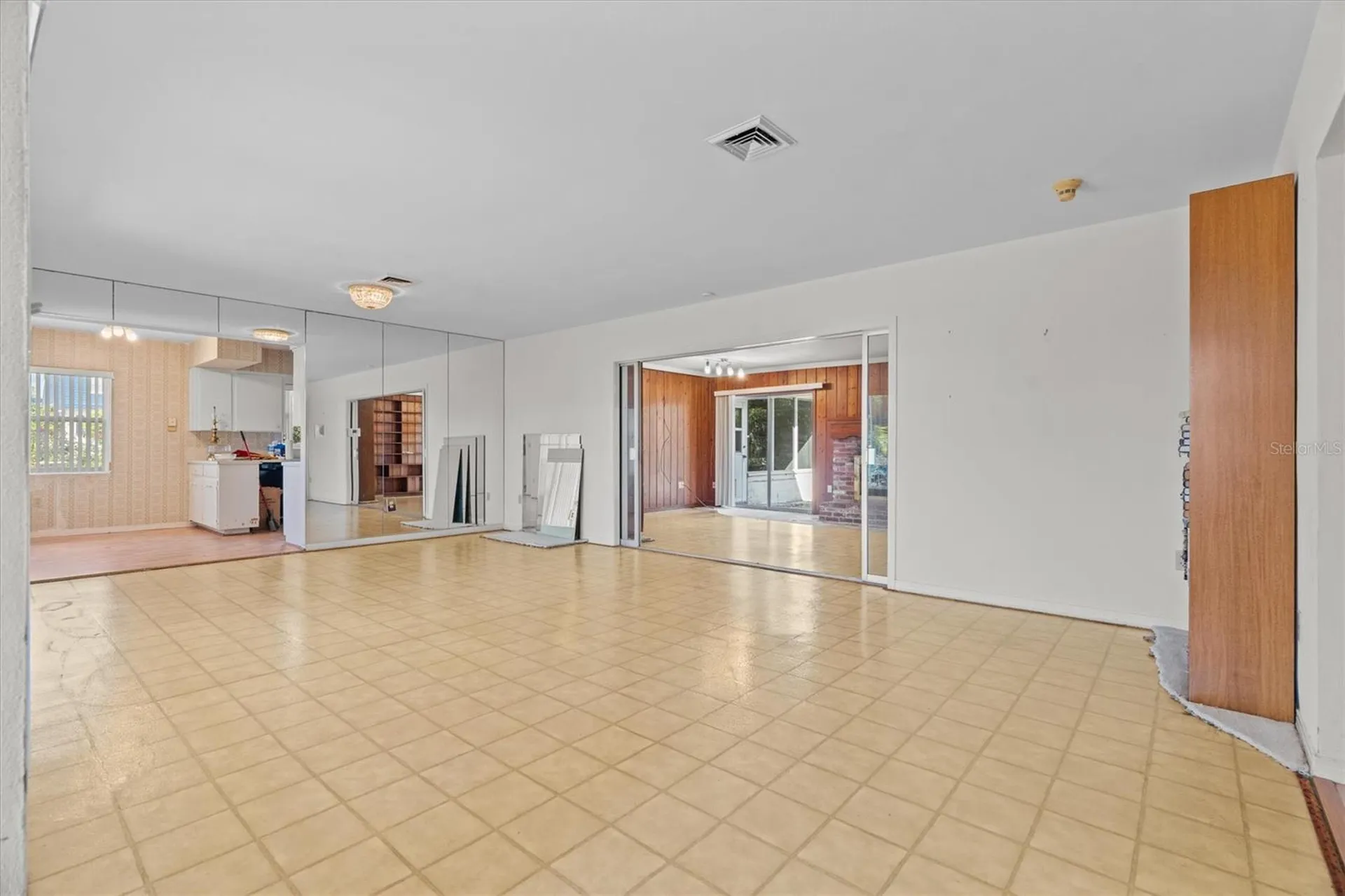225 Lake Hollingsworth Drive Lakeland FL 33803