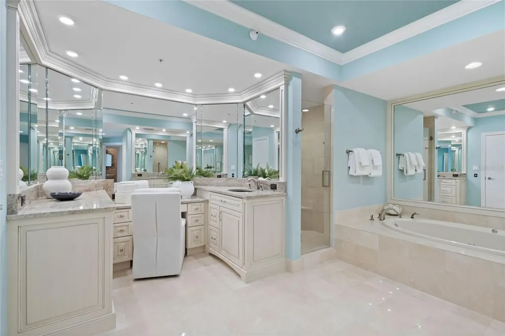 545 Sanctuary Drive Longboat Key FL 34228