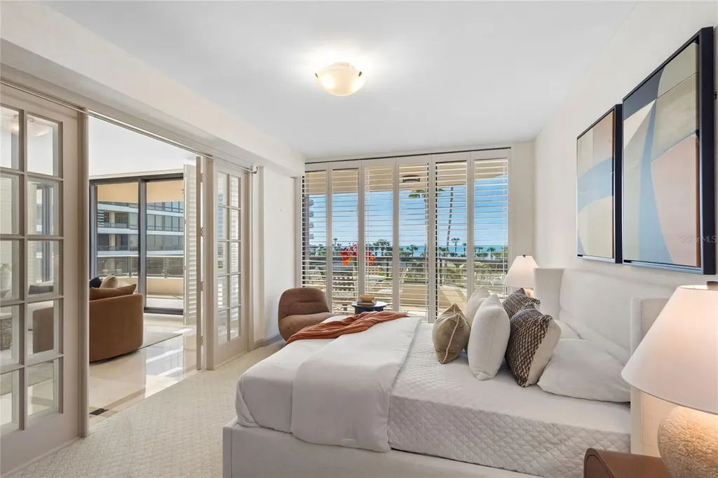 545 Sanctuary Drive Longboat Key FL 34228