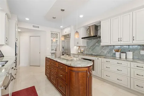 545 Sanctuary Drive Longboat Key FL 34228
