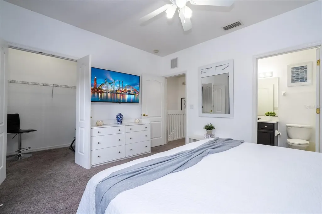 2433 Caravelle Circle Kissimmee FL 34746