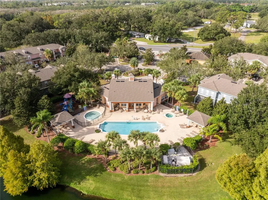 2433 Caravelle Circle Kissimmee FL 34746