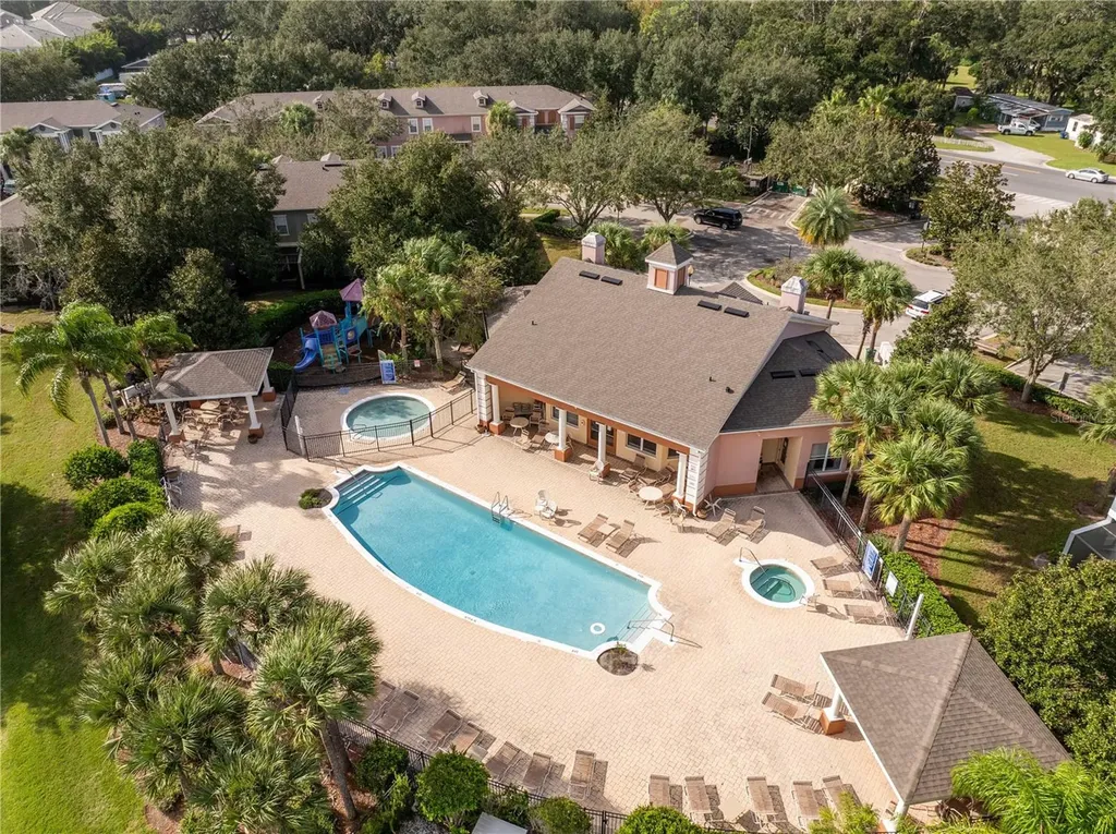 2433 Caravelle Circle Kissimmee FL 34746