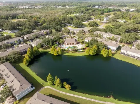 2433 Caravelle Circle Kissimmee FL 34746