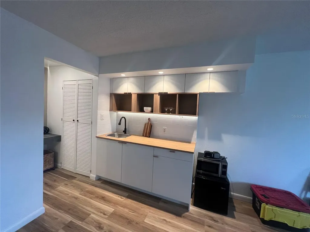 43420 Highway 27 Davenport FL 33837