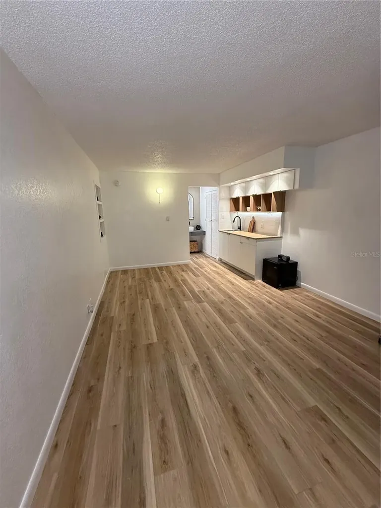 43420 Highway 27 Davenport FL 33837