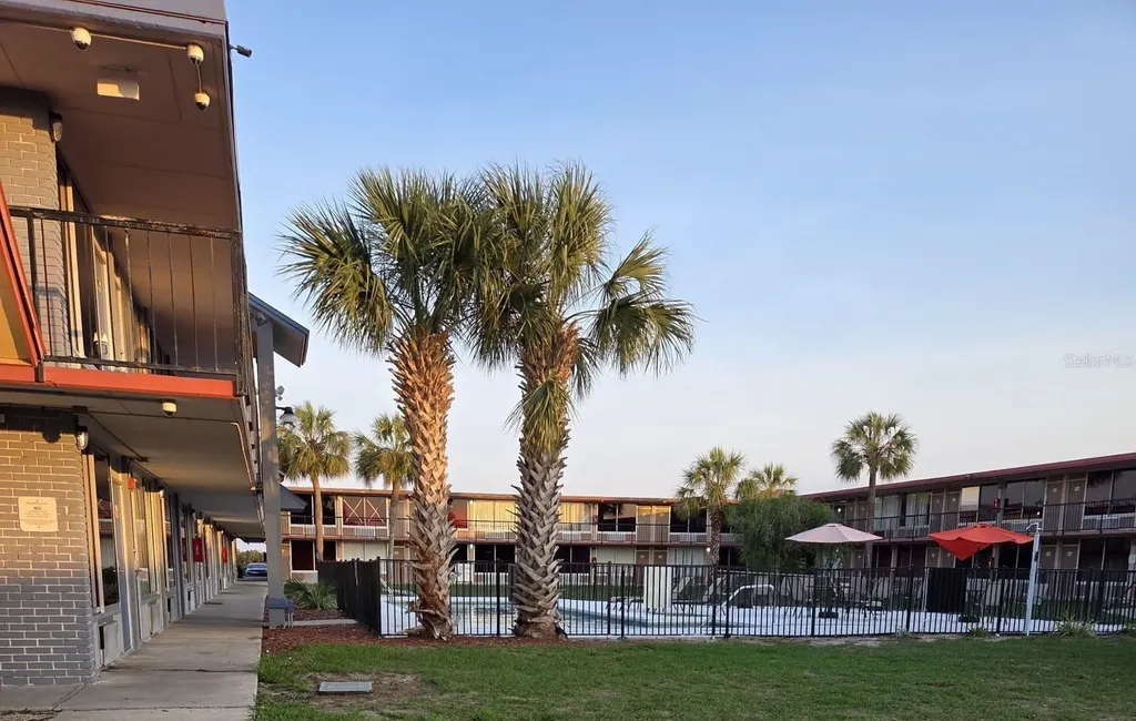 43420 Highway 27 Davenport FL 33837